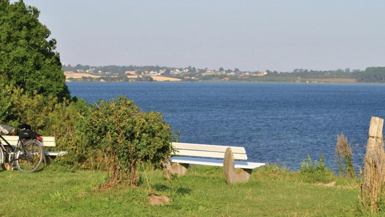 Strandblick Mit Strandkorb & Fahrraedern Glücksburg Esterno foto